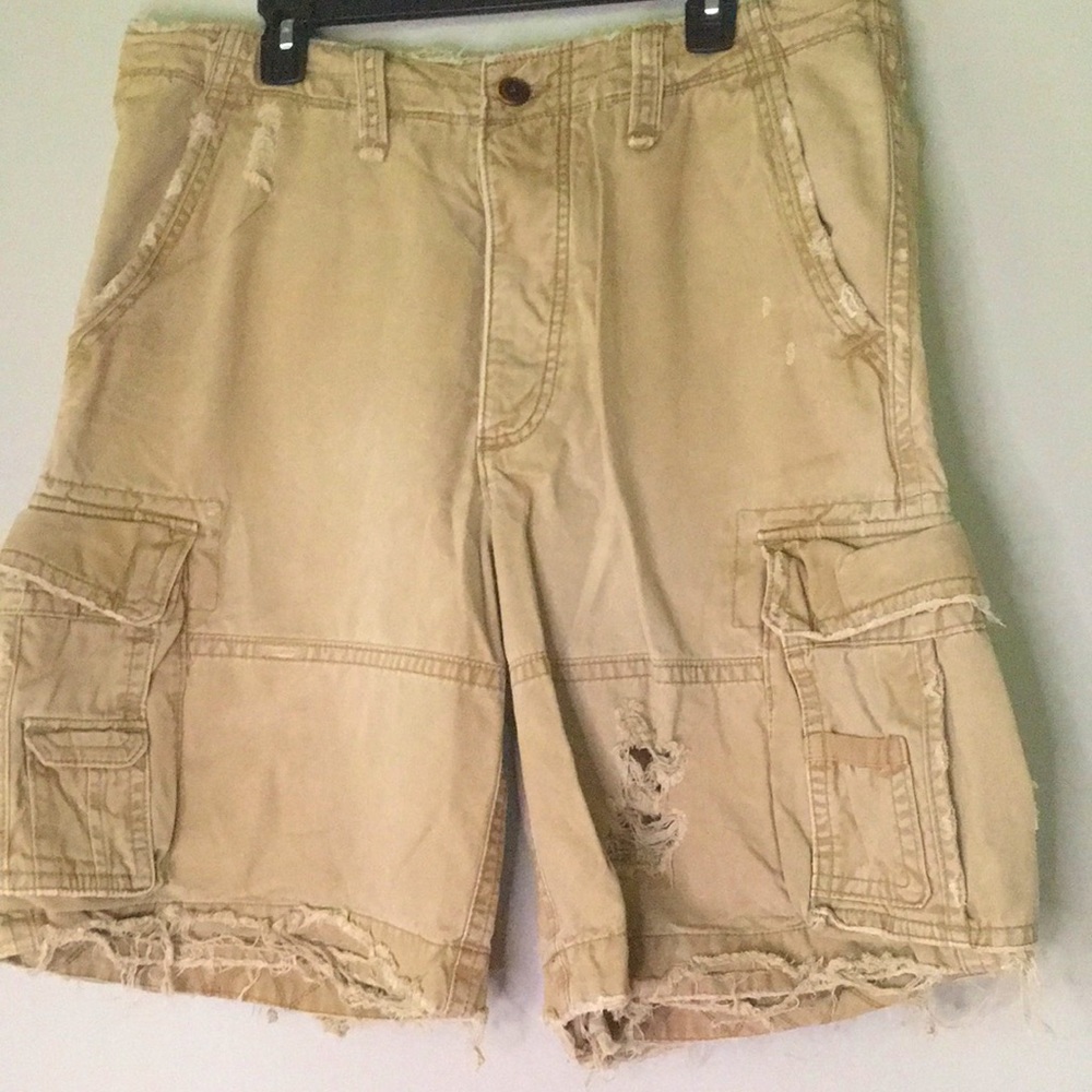 Men’s Abercrombie khaki shorts